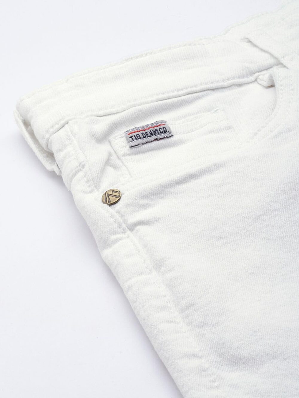 The Indian Garage Co Men Slim Fit Solid Mid-Rise Denim Shorts - Image 3